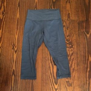 Lululemon align crop leggings size 6